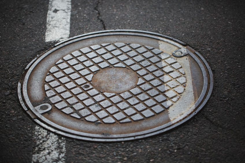 5 - what-goes-on-during-a-manhole-rehabilitation