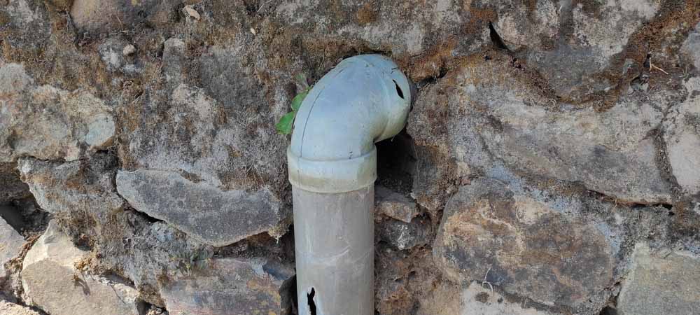 damaged sewer pipe