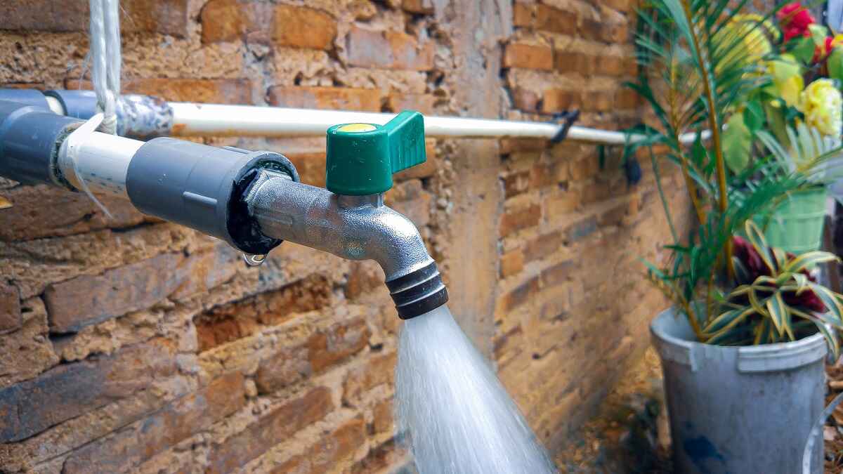 high-pressure water from a faucet