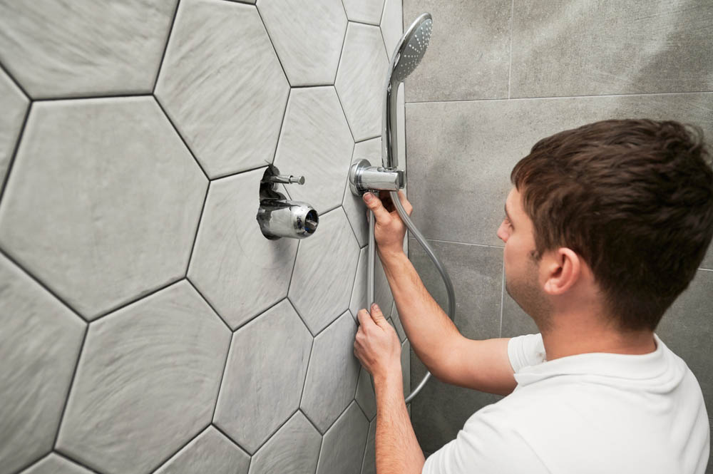 wall of fixtures for display / plumbing fixture
